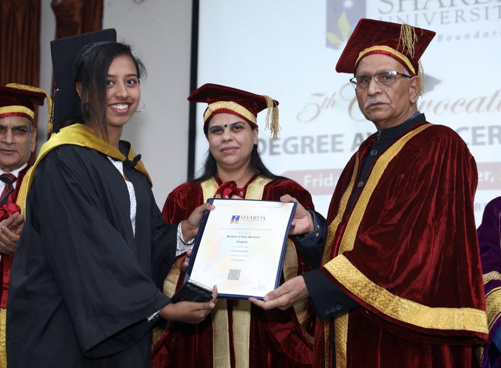 SAS and SHSS Degree Award Ceremony | 5th Convocation 2021 - Sharda ...